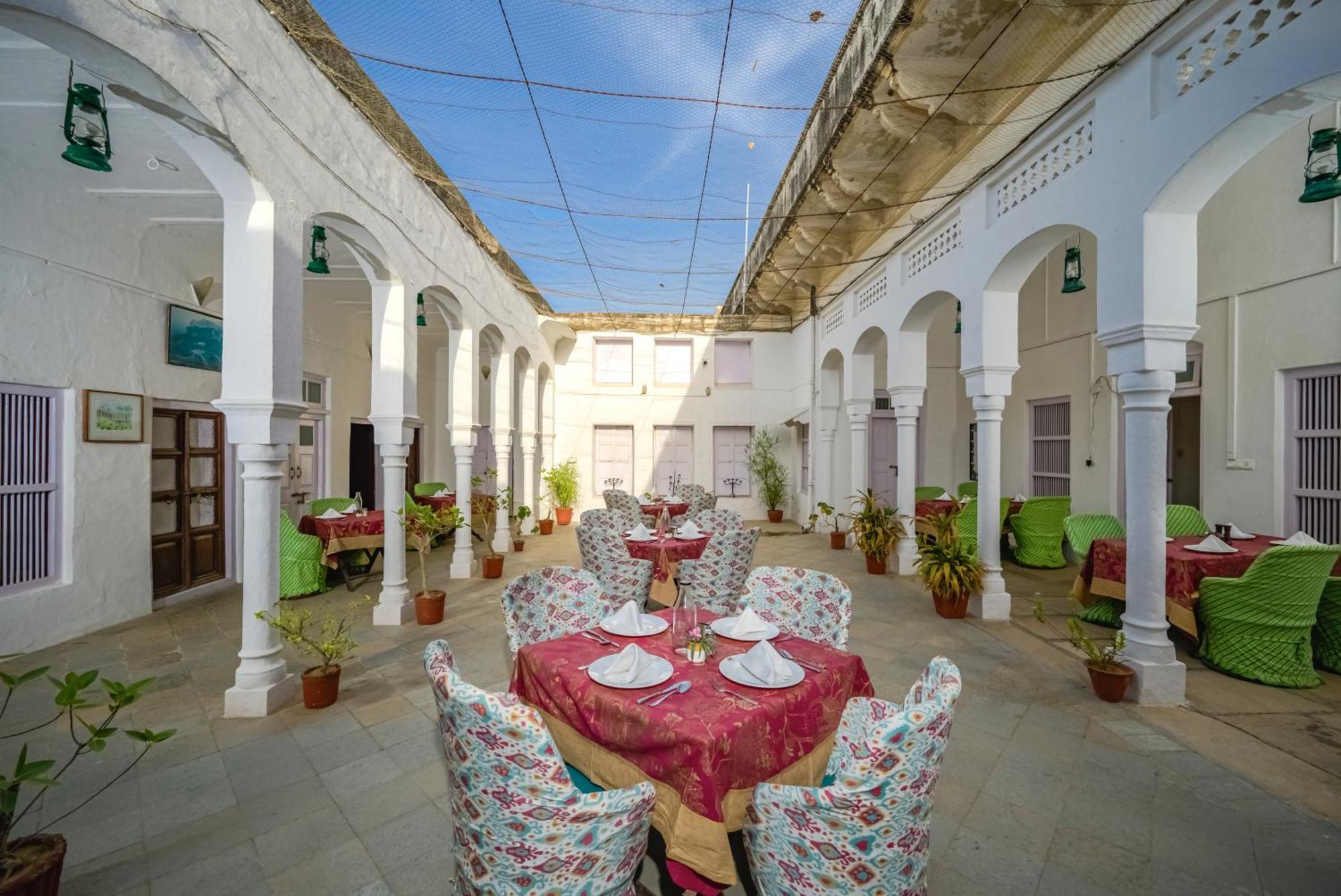 Hotel Neemrana'S - Piramal Haveli Bagar Exteriér fotografie